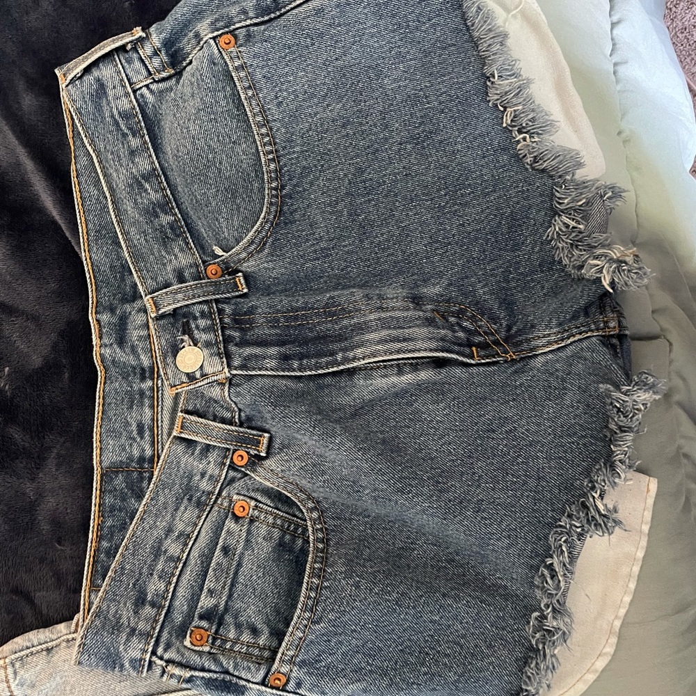 Levi dark wash shorts